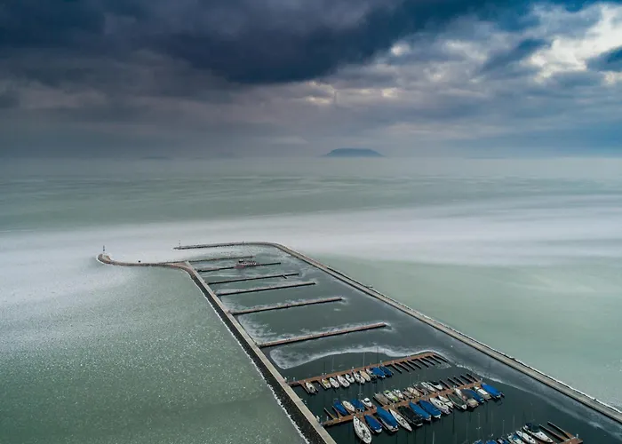 In 18368 Balatonfenyves